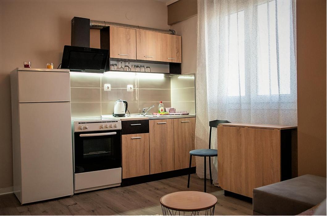 Jukebox Suite 2 Bedrooms - Big Balcony テッサロニキ エクステリア 写真