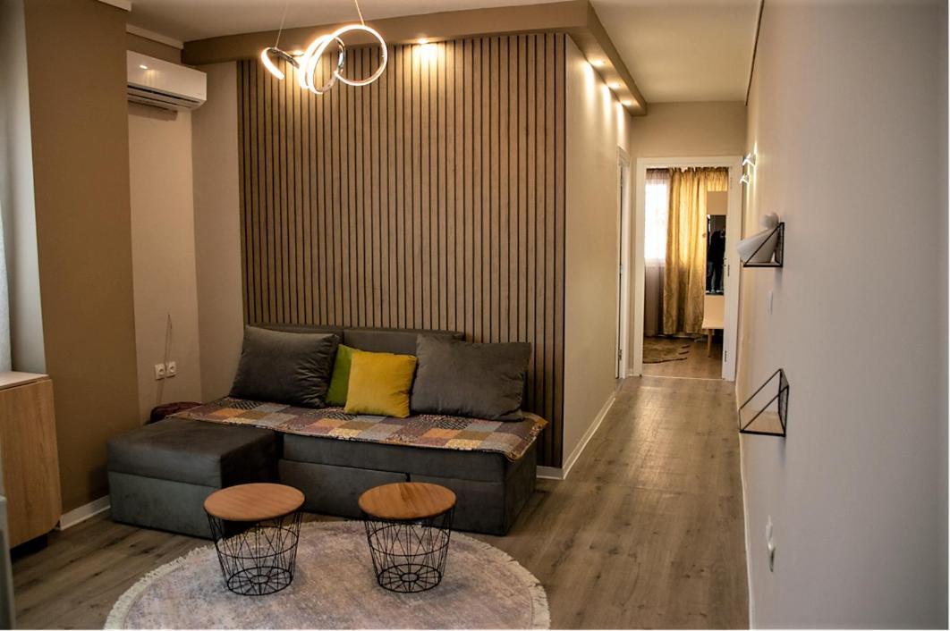 Jukebox Suite 2 Bedrooms - Big Balcony テッサロニキ エクステリア 写真
